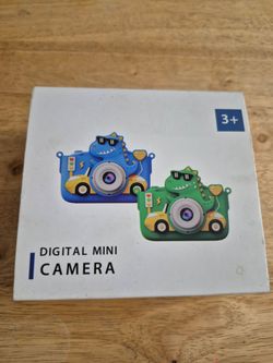 Dinosaur-themed digital camera