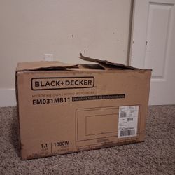 Black and Mcrowave EM031MB11