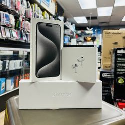 iPhone 15 Pro Max (Factory Unlocked) (bundle)