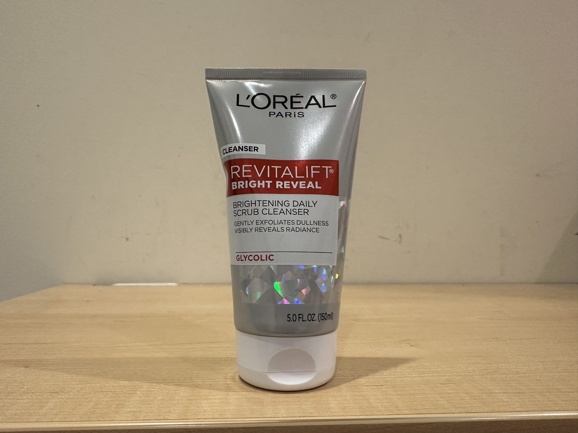 Loreal Revitalift cleanser 5 oz