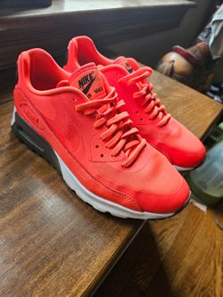 Nike Air Max 90 size 7