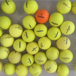 40 PINNACLE COLOR MIX GOLF BALLS