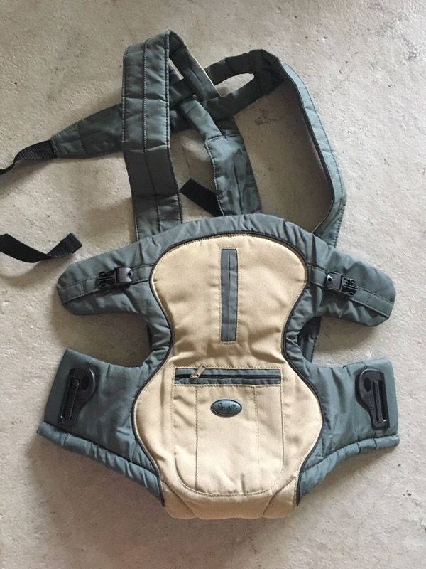 Snugli baby carrier