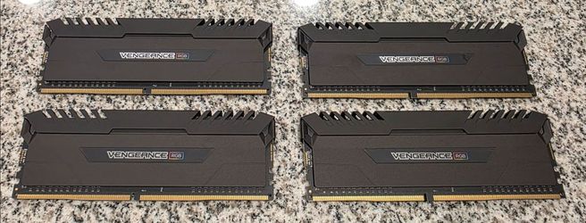Corsair Vengeance RGB 32Gb DDR4 Ram Kit