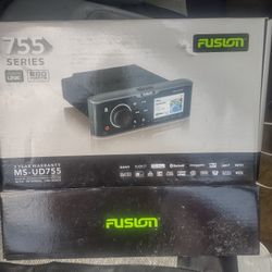 Fusion Marine Radio