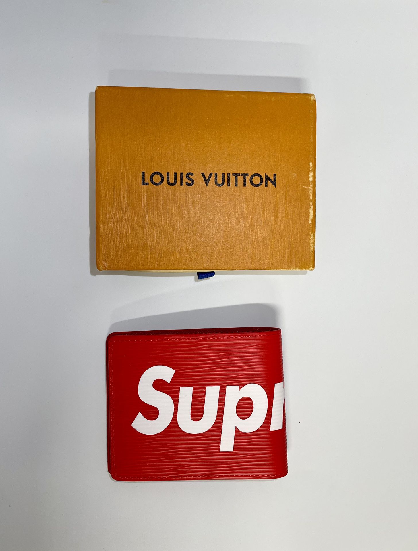 LOUIS VUITTON X SUPREME DAY POUCH