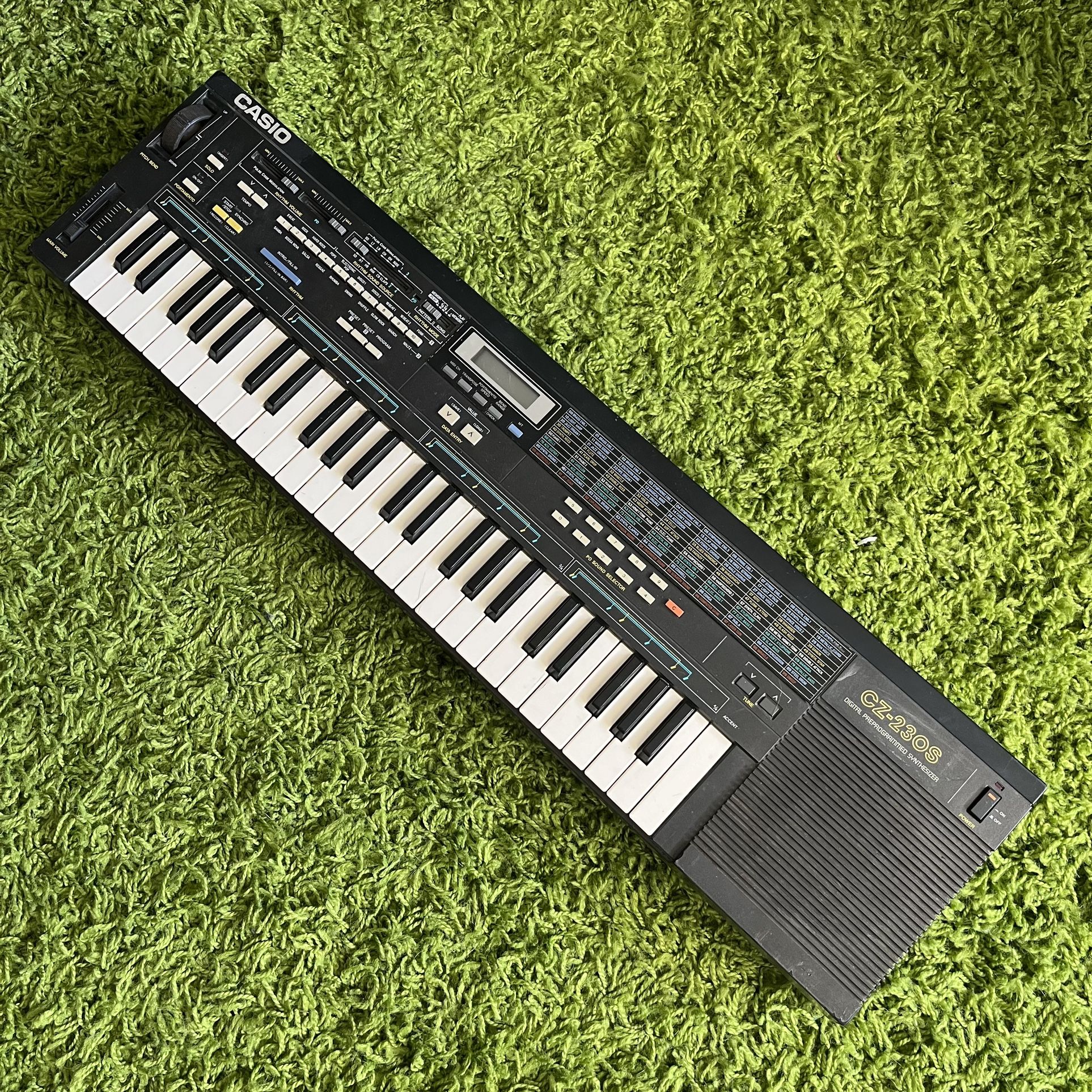 Casio CZ-230S 61-Key Digital Preprogrammed Synthesizer 1986