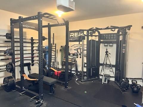 Garage Gym | Rack | Bars | Weights
