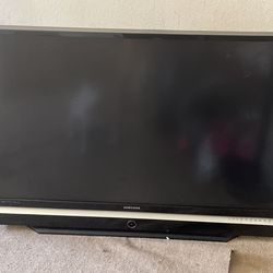 Samsung 52” TV 