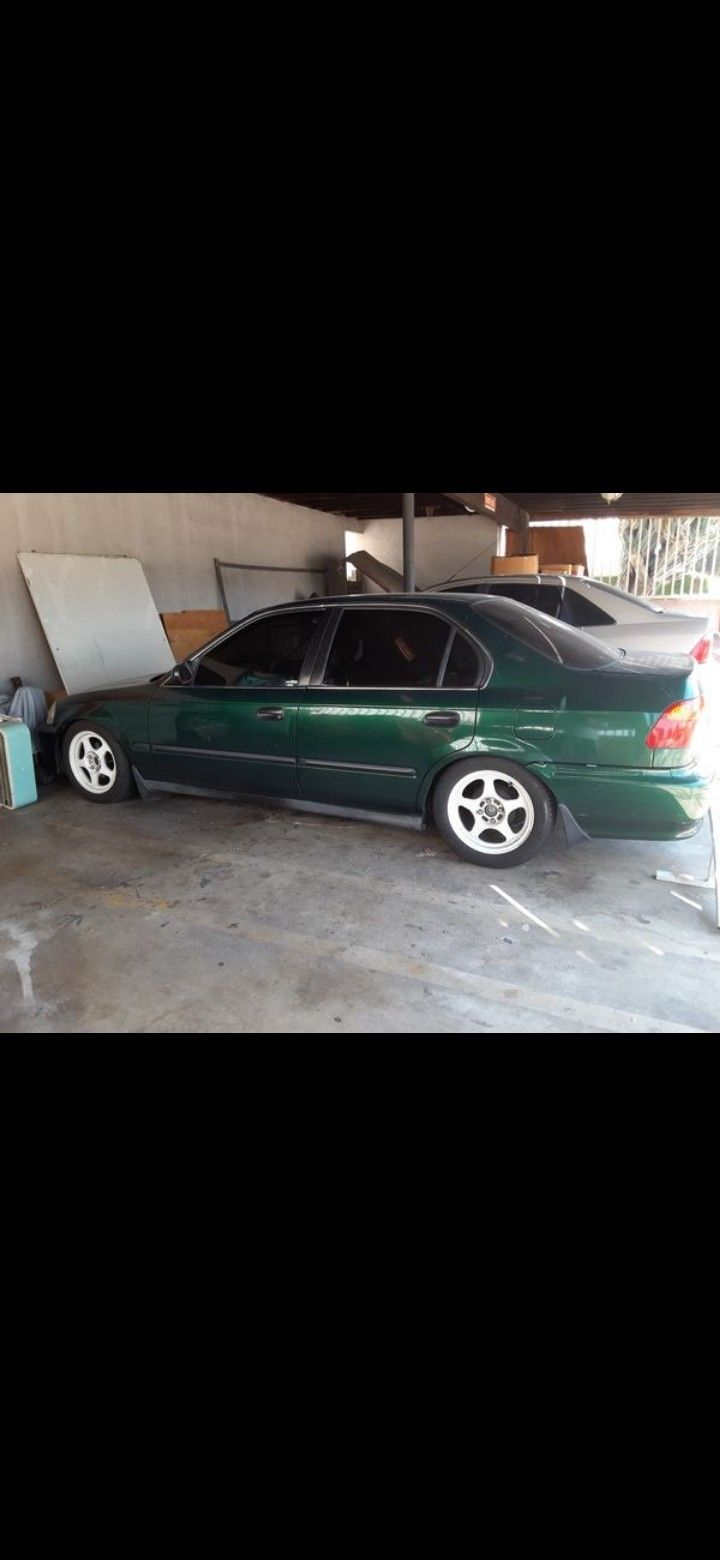 1999 honda civic ek sedan. Tags and smog paid and done, tags good till march 2021 any questions please ask away