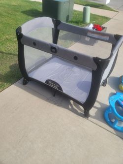 Play pen