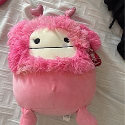 Squishmallow Capperine