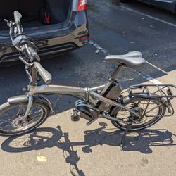 Tern Vektron D8 ( Mid Drive Ebike)