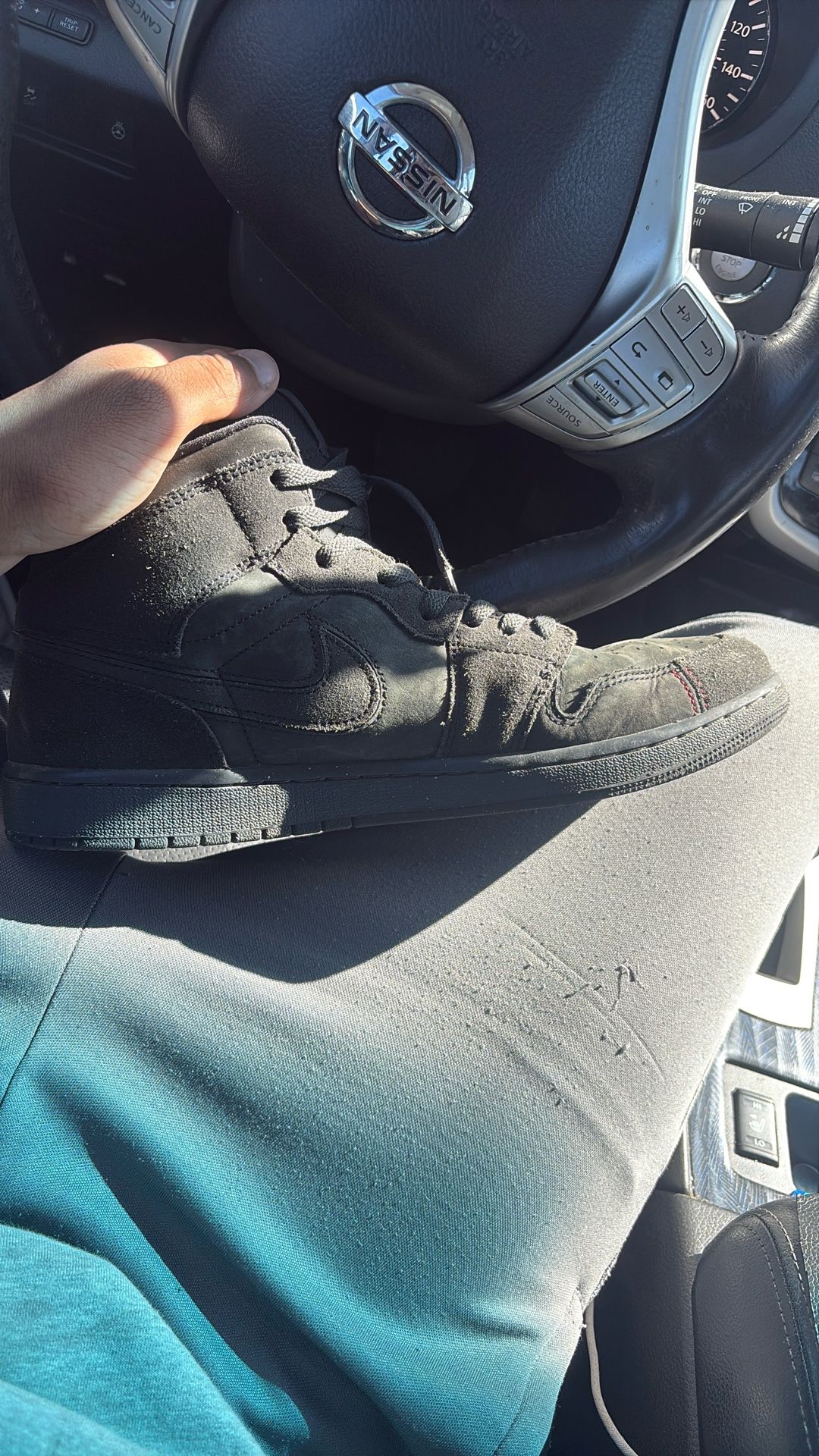 Jordan 1 Mid SE Craft Dark Smoke Red