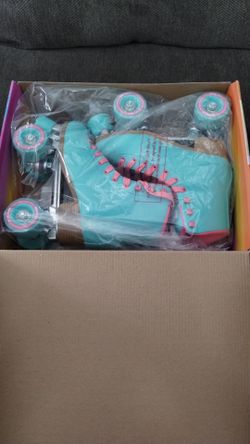 Women's roller skates