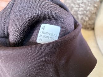 Lululemon brown espresso size 4