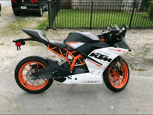 Photo 2015 KTM RC 390 with LOW MILES!