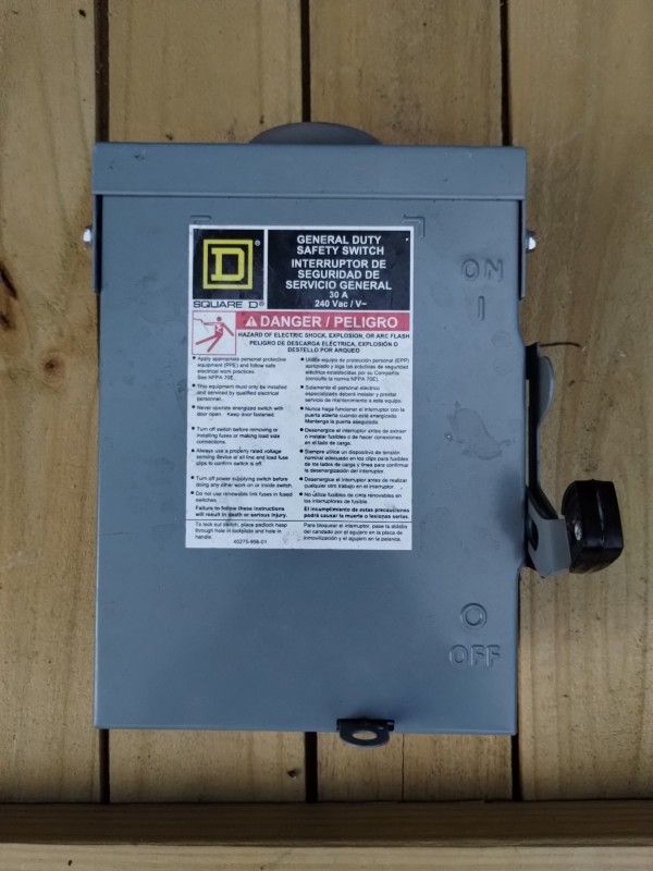 Square D D321NRB 240V 30 Amp Safety Switch