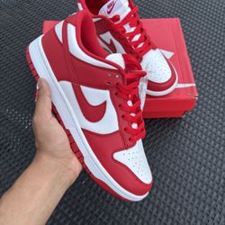 Nike Dunk Red University 