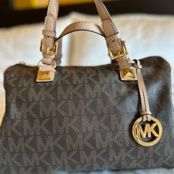 MK Handbag 👜 