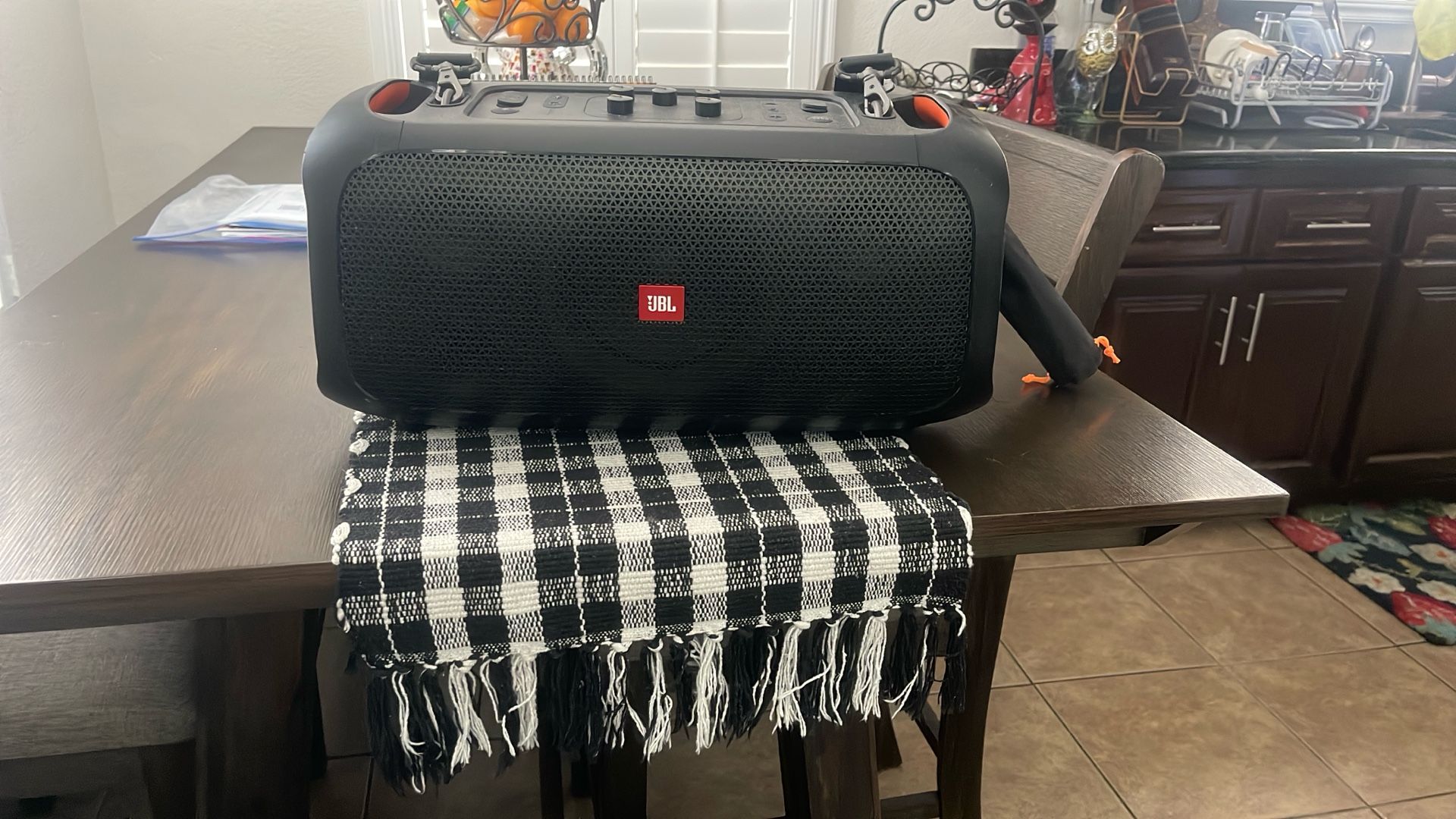 JBL Speaker