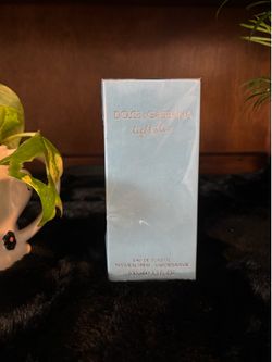 Dolce y Gabbana light blue