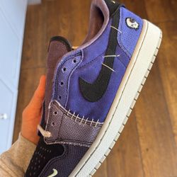 Jordan 1 Low Voodoo