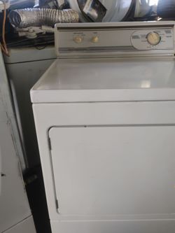 AMANA HEAVY DUTY DRYER GAS VERY GOOD WORKING