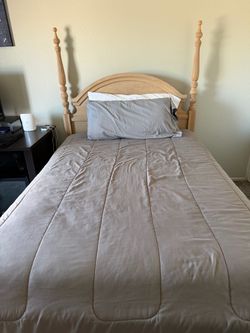 Bedroom set