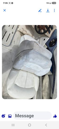 Boat seats