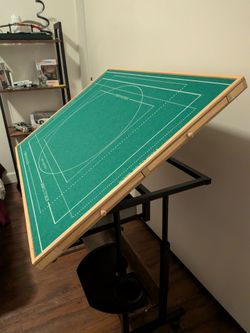 Puzzle table with cover