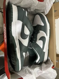 Nike Dunks