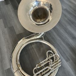 Conn Sousaphone/ Tuba 20k Bb Silver