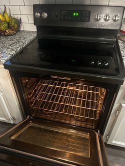 Black Electric Range with Glass Cooktop