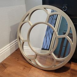 Decorative Mirror 26" Diameter