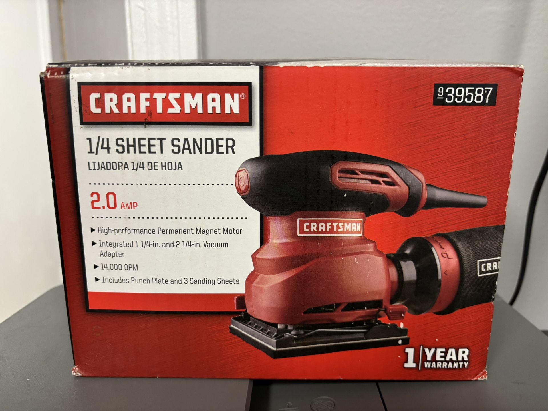 Craftsman Corded 1/4 sheet sander 2.0 Amp 9-39587