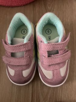 Cat and Jack baby shoe size 5