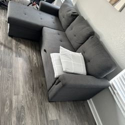 Living Room Couch And Table