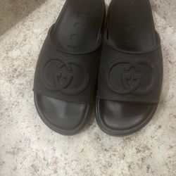 Gucci Interlock G Platform Slides