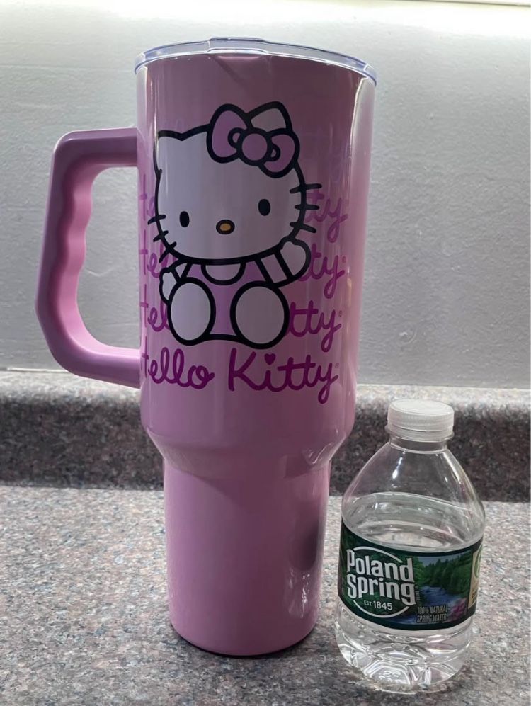 HELLO KITTY 40 oz Mug
