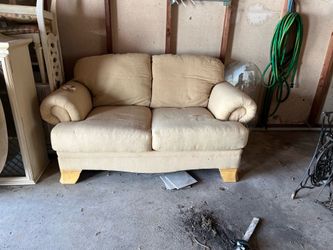 Love seat