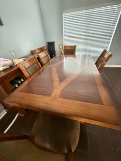 Dining room Set with Server