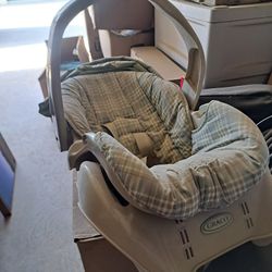Graco Carseat