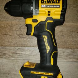 BRAND NEW DEWALT 20V BRUSHLESS DRILL/DRIVER  (TOOL ONLY) 