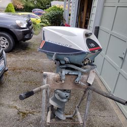 Vintage 1963 18 H.P. Evinrude Fastwin Outboard Motor