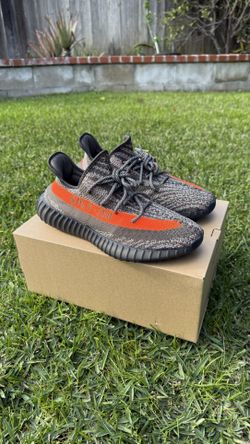 Yeezy Boost 350 V2 Carbon Beluga Size 10.5