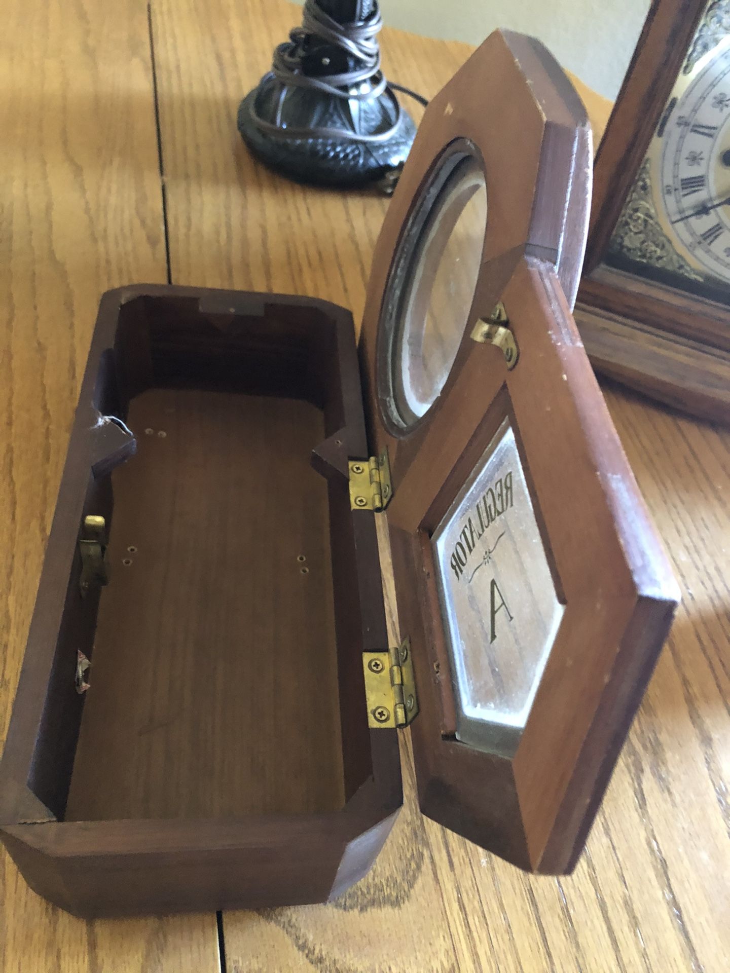 Regulator clock just case very very small 12”