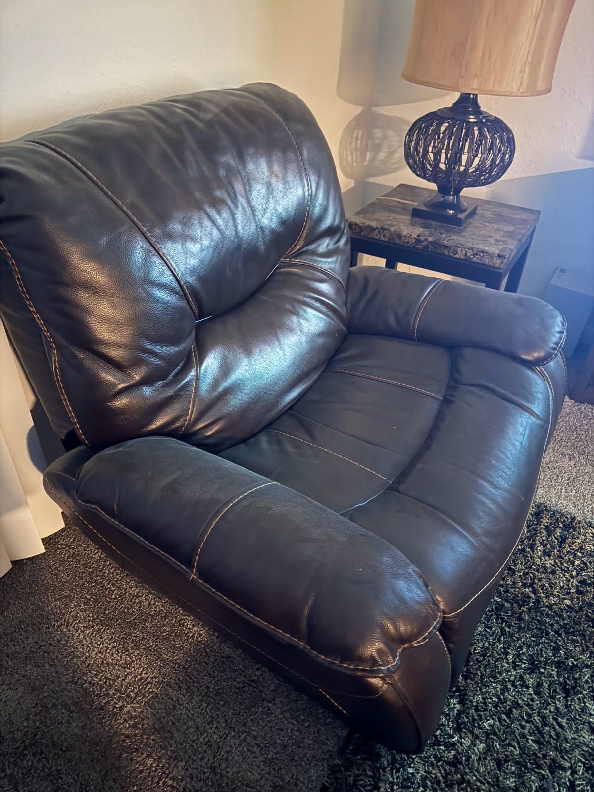 Leather Recliner & Queen Bedroom Set – BONUS Mattress Included!