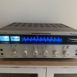 Marantz 2245 receiver 45 W per channel