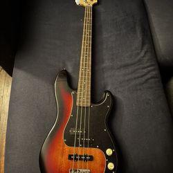 Squier precision Bass